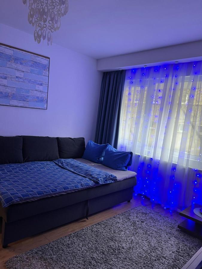 Intercontinental Apartment Boekarest Buitenkant foto
